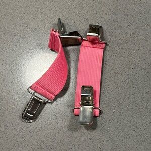 Mitten clips | used | pink clips | set of 2 as shown